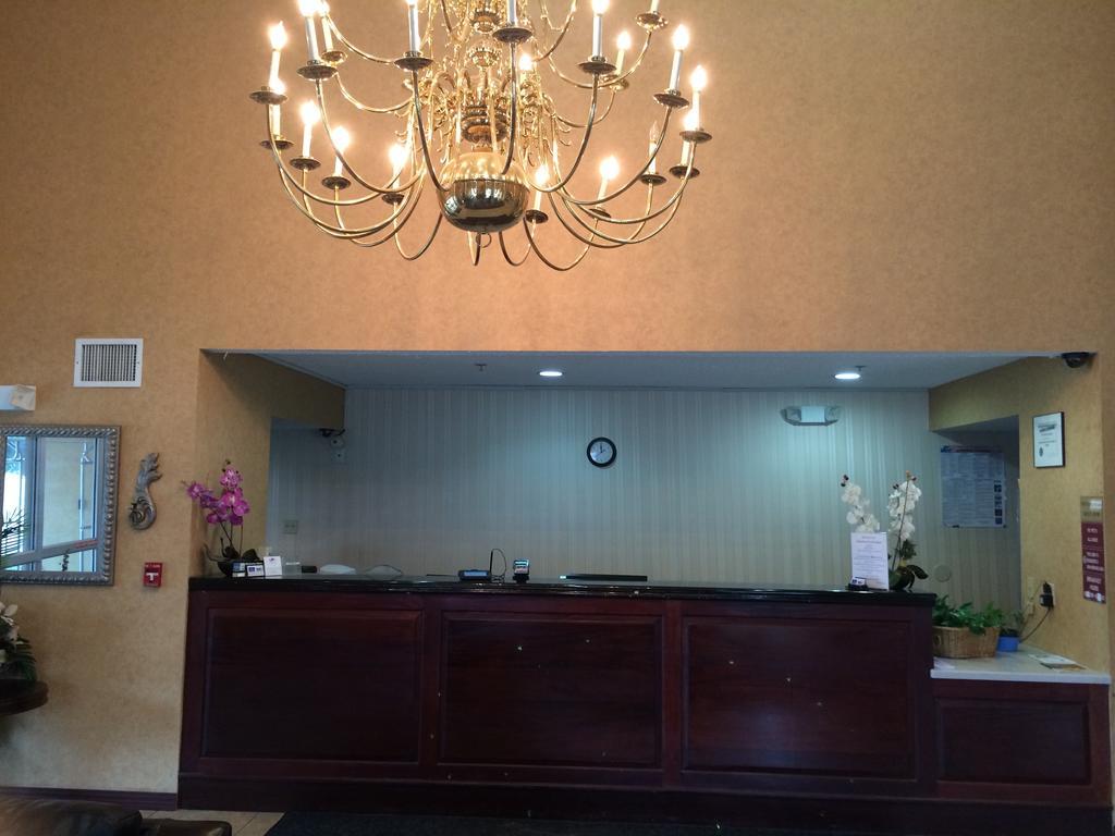 Executive Inn And Suites Baker Exterior foto